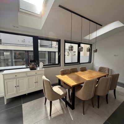 Rental of a spacious and bright 4-room apartment, 120 m², Vračar, Belgrade, Serbia